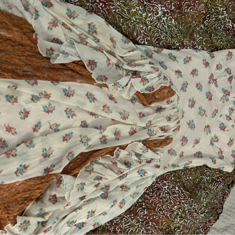 For Love & Lemons Cream Floral Maxi Dress with Rust Lace Panels - Picture 5 of 7